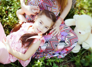 الأمومة مش سهلة بس مستاهلة