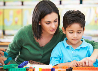 25 نصيحة للسينجل ماذرز لمواجهة التحديات المادية