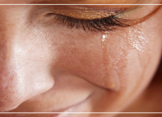 أيتها النساء لا تبكين في الحمامات