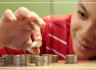 13 طريقة لتعليم الأطفال أهمية الادخار