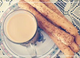 الآنسة “م” تأكل البقسماط في الصباح