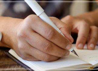 15 حكاية في 2015