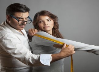 مطلوب عروسة تفصيل