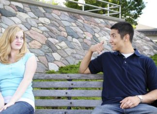 ما هي صفات الرجل البصباص وكيف يمكنك علاجه؟