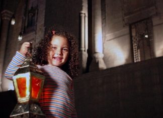 ألف حكاية وحكاية