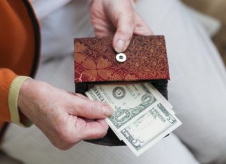 لسة بتاخد المصروف