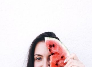 الإنسان.. السطح العاكس جدًا لذاته