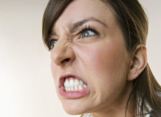 الجميلة والوحش