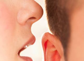 9خرافات شائعة عن العلاقة الزوجية