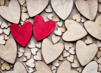 حين يختلط الحب بالمبالغة