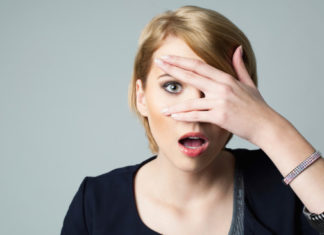 قالوا عن المرأة: دولا مجانين