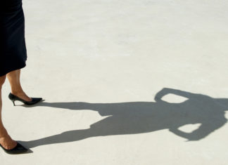 العيب في مش فيك