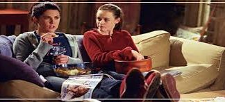 وقفة سكون لأجل مشاهدة “فتيات آل جلمور”