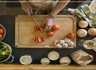 في رثاء فتافيت والحياة الحلوة