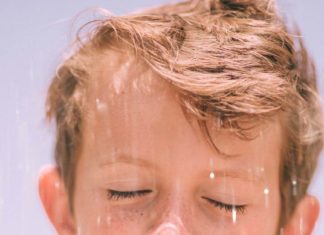 كيف أعرف أن طفلي عنده فرط حركة.. الأسباب والأعراض كيف أعرف أن طفلي عنده فرط حركة