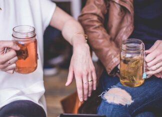 صدق أو لا تصدق: الأصدقاء ودوائر الدعم ترفع المناعة المناعة