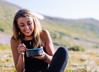 طعام يحسن المزاج: 12 نوعًا صحيًا يشعرك بالسعادة طعام يحسن المزاج