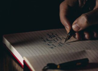 ورقة وقلم: هنا وجدت الشغف الشغف