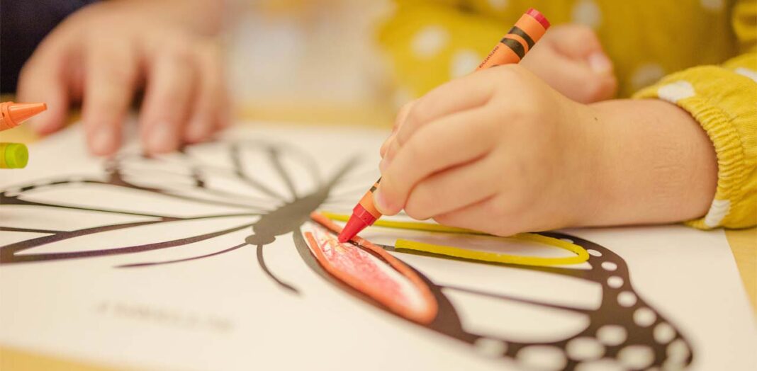 انقطع الاتصال عذراء للحكم  6 فوائد: الرسم والتلوين في تنمية مهارات الأطفال | مجلة نون