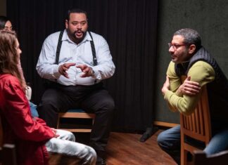 خلي بالك من زيزي: كيف نصنع حكاياتنا السعيدة خلي بالك من زيزي